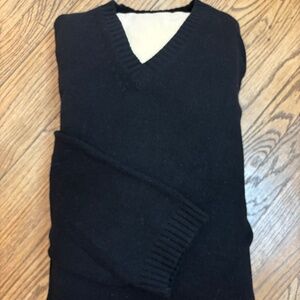 NWT Banana Republic 100% Cashmere V-Neck Sweater - XL - Black
